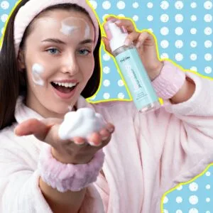 Foaming Facial Cleanser with Fruit-derived Acids, Aloe Vera and Panthenol - Image 4
