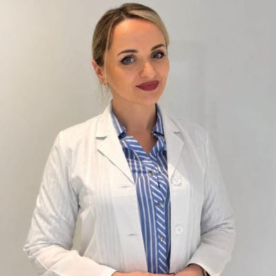 Experți