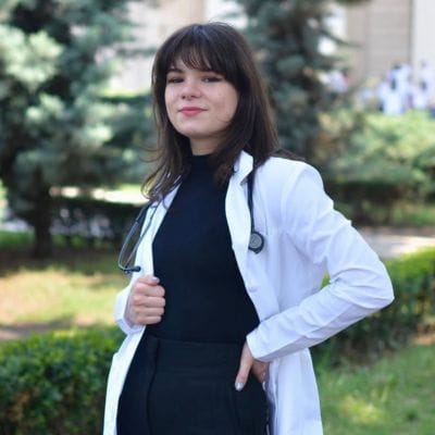 Experți