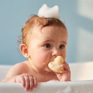 Synergy Therm Mama & Baby - Gel de Duș 2 în 1 cu Apă Termală, Pronalen® Sensitive Skin și Extracte Calmante, pentru Piele Sensibilǎ, 400 ml - imagine 4